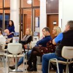Fotografie plné barev a tajemství vystavují v Galerii Spektrum