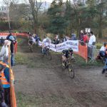 Mathieu van der Poel znovu kraloval. Češi až ve třetí desítce