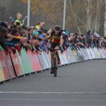 Mathieu van der Poel znovu kraloval. Češi až ve třetí desítce