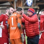 Likvidoval šanci za šancí, v závěru vyrovnal a ještě vychytal penalty. Katovice si vylámaly zuby na brankáři Rojíkovi