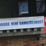 Písek už má vzpomínkové místo k 17. listopadu. První setkání probíhala před 30 lety u divadla