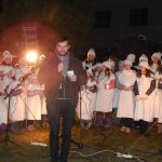 V Jistebnici se rozzářil vánoční strom i radnice
