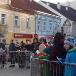 Děti napsaly Ježíškovi a andělský rytíř rozsvítil vánoční strom