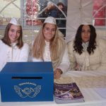 Děti napsaly Ježíškovi a andělský rytíř rozsvítil vánoční strom