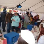 Děti napsaly Ježíškovi a andělský rytíř rozsvítil vánoční strom