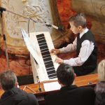 Plný čimelický kostel si vychutnal adventní koncert