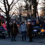 Děti zvoněním u soběslavské Hlásky přivolaly anděla. Předaly mu přání pro Ježíška
