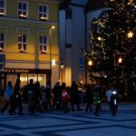 Děti zvoněním u soběslavské Hlásky přivolaly anděla. Předaly mu přání pro Ježíška