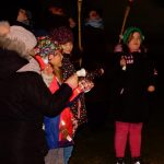 Děti zvoněním u soběslavské Hlásky přivolaly anděla. Předaly mu přání pro Ježíška
