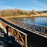 Unikátní stezka, která protíná Lipno, vypadá jako balkon nad jezerem