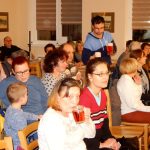 Adventní koncert o zlaté neděli naplnil celý sál komunitního centra Roudná