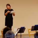 Adventní koncert o zlaté neděli naplnil celý sál komunitního centra Roudná