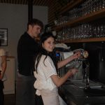 Děti z dětského domova pomáhaly ve strakonické restauraci