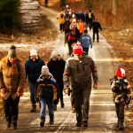 Mehelník v obležení turistů! Na vrchol jich zamířily stovky
