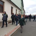 Pochod Okolo Bernartic letos vedl do Olešné