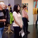 V malšické galerii otevřeli výstavu hýřící barvami