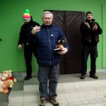Vítěz hodil vánoční stromek k devíti metrům