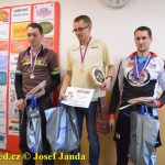 Překvapený Karel Boháč dostal v Chýnově selátko. Zvítězil znovu Petr Pechek
