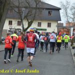 Překvapený Karel Boháč dostal v Chýnově selátko. Zvítězil znovu Petr Pechek
