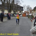 Překvapený Karel Boháč dostal v Chýnově selátko. Zvítězil znovu Petr Pechek
