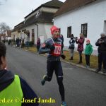 Překvapený Karel Boháč dostal v Chýnově selátko. Zvítězil znovu Petr Pechek