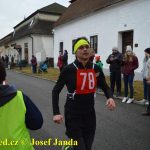 Překvapený Karel Boháč dostal v Chýnově selátko. Zvítězil znovu Petr Pechek