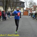 Překvapený Karel Boháč dostal v Chýnově selátko. Zvítězil znovu Petr Pechek