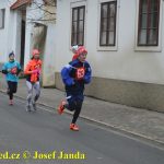 Překvapený Karel Boháč dostal v Chýnově selátko. Zvítězil znovu Petr Pechek