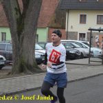 Překvapený Karel Boháč dostal v Chýnově selátko. Zvítězil znovu Petr Pechek