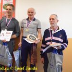 Překvapený Karel Boháč dostal v Chýnově selátko. Zvítězil znovu Petr Pechek
