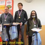 Překvapený Karel Boháč dostal v Chýnově selátko. Zvítězil znovu Petr Pechek