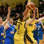 Písečtí Sršni zakončili basketbalový víkend výhrou