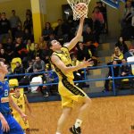 Písečtí Sršni zakončili basketbalový víkend výhrou