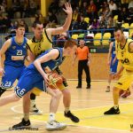 Písečtí Sršni zakončili basketbalový víkend výhrou
