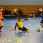 Futsal Táborska: Virtual na kolenou! Dogy smetly neporažený tým 11:4!