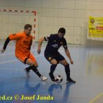 Futsal Táborska: Virtual na kolenou! Dogy smetly neporažený tým 11:4!