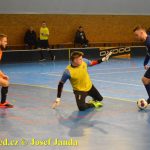 Futsal Táborska: Virtual na kolenou! Dogy smetly neporažený tým 11:4!