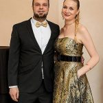 Reprezentační ples města Český Krumlov opět zazářil. Ministr Adam Vojtěch v roli zpěváka