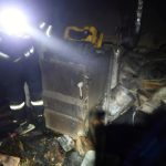 V Želči hořel sklep, hasiči vedli zásah v dýchací technice