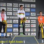 Kopeckého zradila záda, Kamp potvrdil skvělou formu