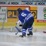 V hokejové extralize dorostu kohouti svůj těžký domácí úkol splnili