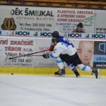 V hokejové extralize dorostu kohouti svůj těžký domácí úkol splnili