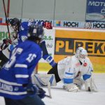 V hokejové extralize dorostu kohouti svůj těžký domácí úkol splnili