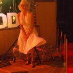 Na šibřinkách byl Charlie Chaplin i Marilyn Monroe