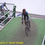 Český krach! Ani jeden z eliťáků nedojel do cíle. Mistrem světa opět Mathieu van der Poel
