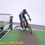 Český krach! Ani jeden z eliťáků nedojel do cíle. Mistrem světa opět Mathieu van der Poel