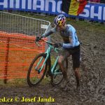 Český krach! Ani jeden z eliťáků nedojel do cíle. Mistrem světa opět Mathieu van der Poel