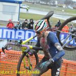 Český krach! Ani jeden z eliťáků nedojel do cíle. Mistrem světa opět Mathieu van der Poel
