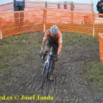 Český krach! Ani jeden z eliťáků nedojel do cíle. Mistrem světa opět Mathieu van der Poel