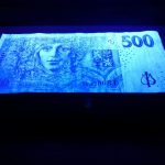 Muž z Písecka padělal peníze na inkoustové tiskárně. Hrozí mu až osm let vězení